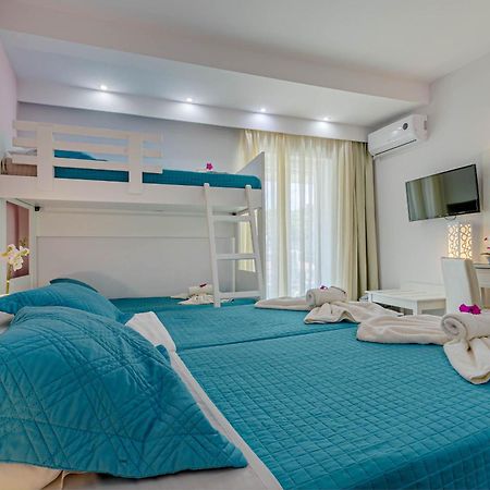 Palotel Design Гувия Екстериор снимка