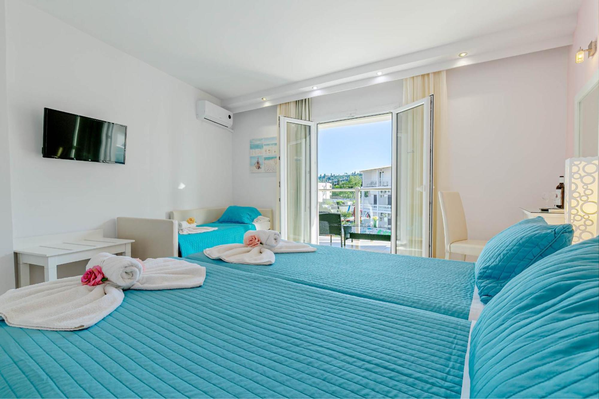 Palotel Design Гувия Екстериор снимка