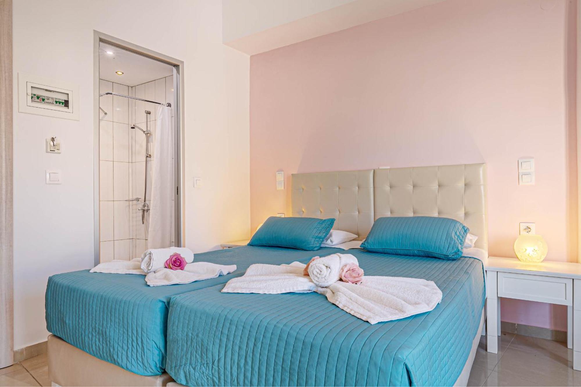 Palotel Design Гувия Екстериор снимка