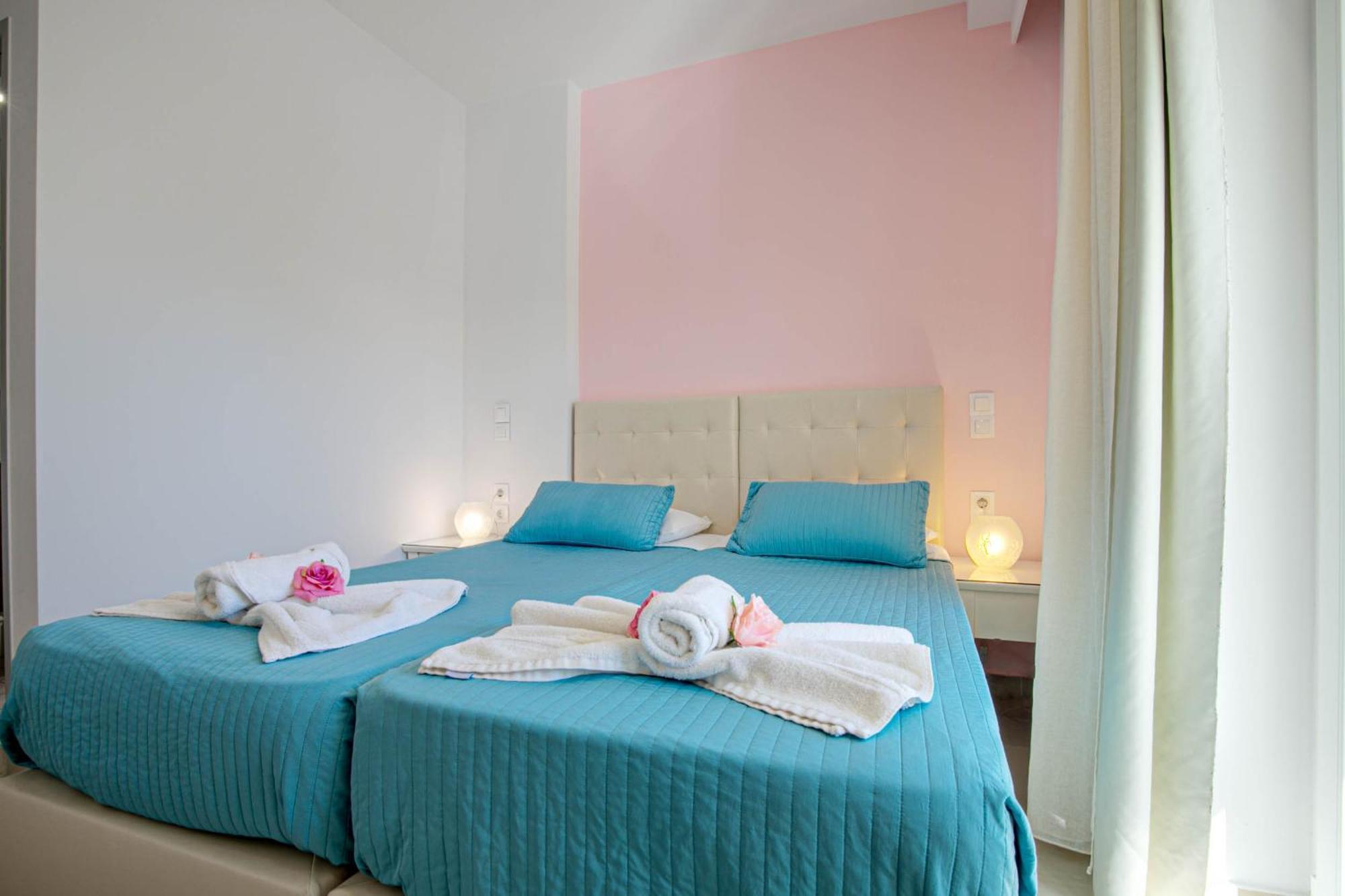Palotel Design Гувия Екстериор снимка