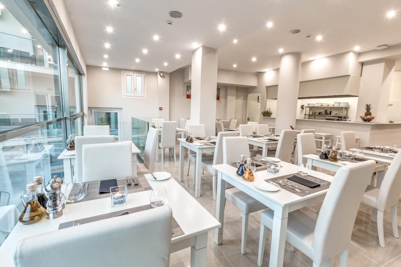 Palotel Design Гувия Екстериор снимка